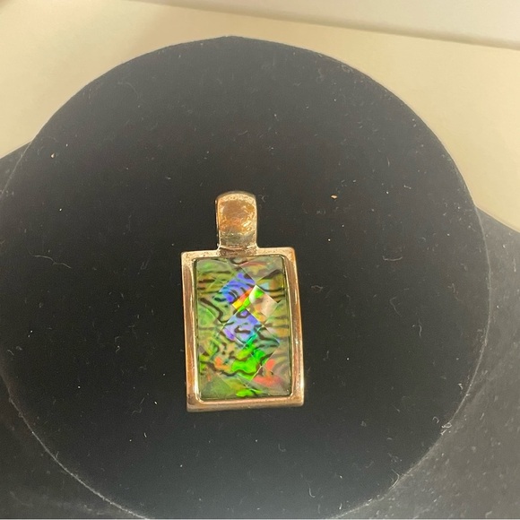 Kenneth Cole Faceted Green/Yellow/Black Rectangle Pendant - Picture 2 of 4